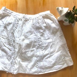 Pretty white skirt!